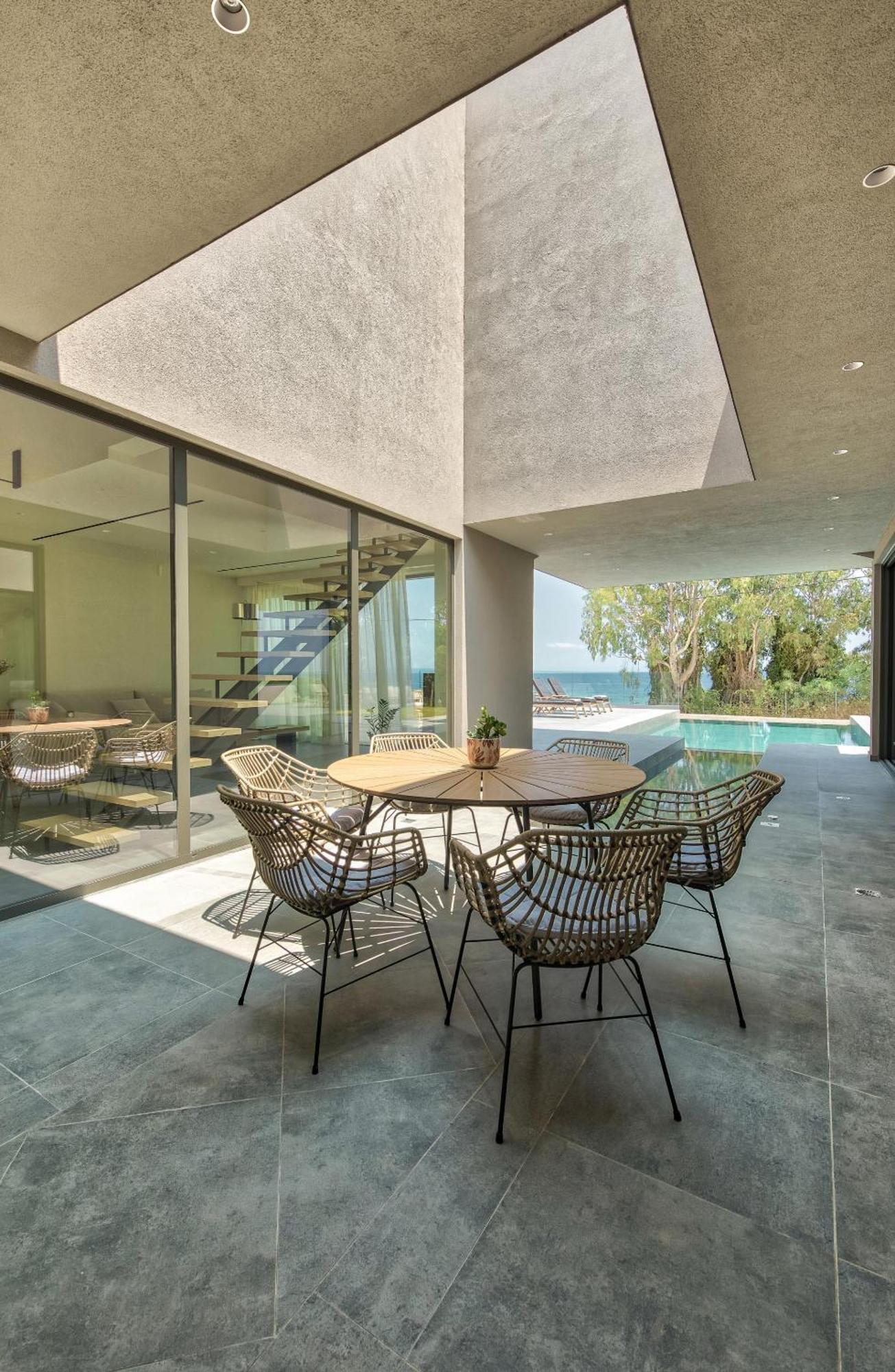 Luxury Mon Ii Vassilikos Villa
